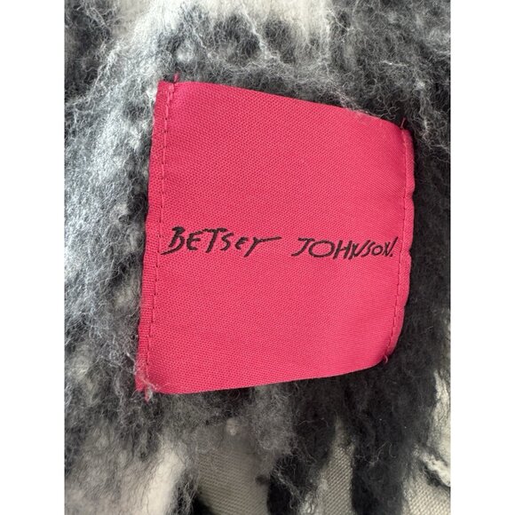 Betsey Johnson Plaid Blanket Wrap Scarf Designer Fuzzy Cozy Grunge Gothic City - Picture 5 of 6